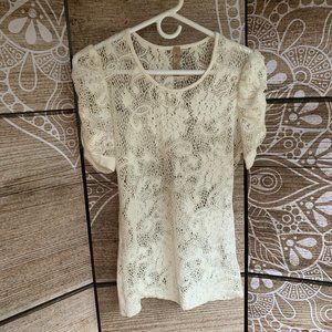 lace short sleeve with puff shoulders